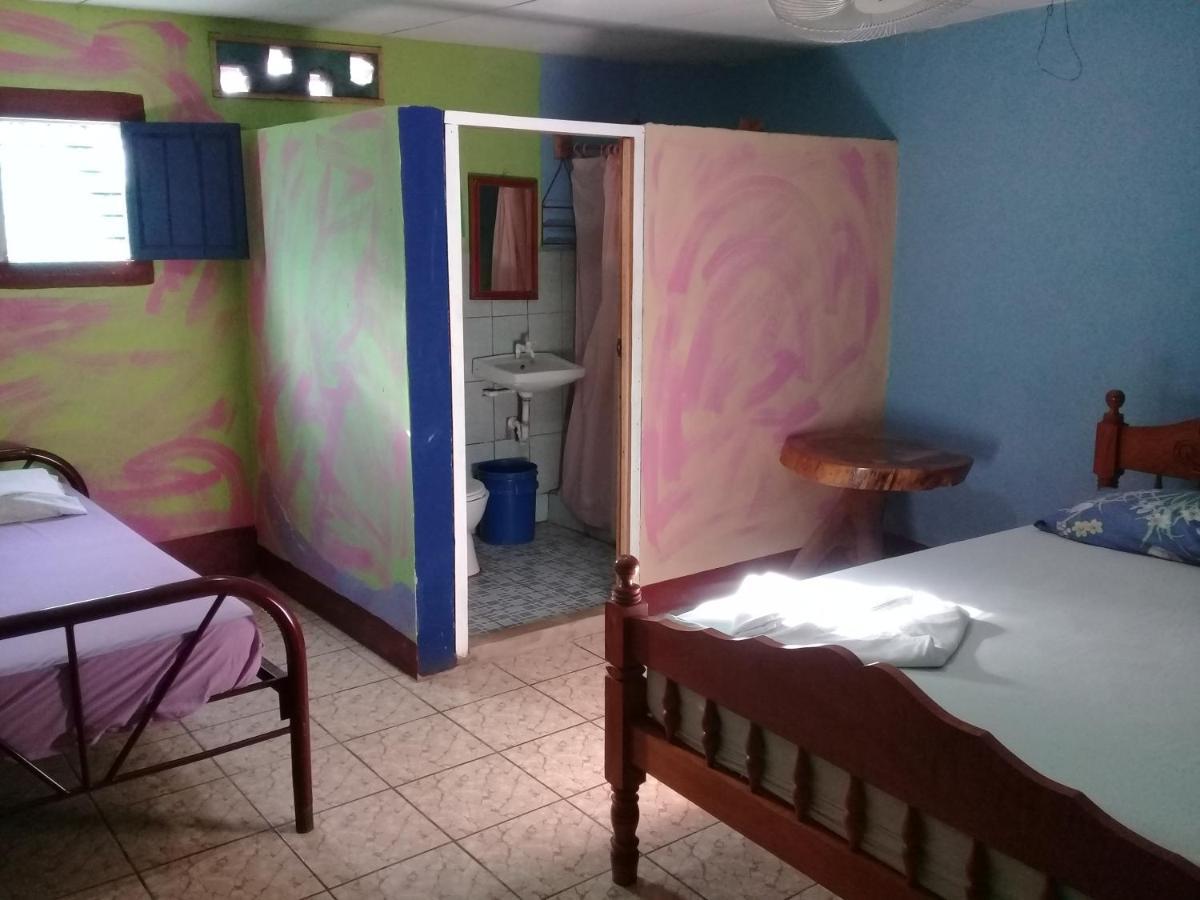 Hostal Maria ริวาส ภายนอก รูปภาพ