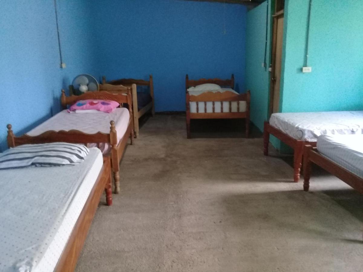 Hostal Maria ริวาส ภายนอก รูปภาพ